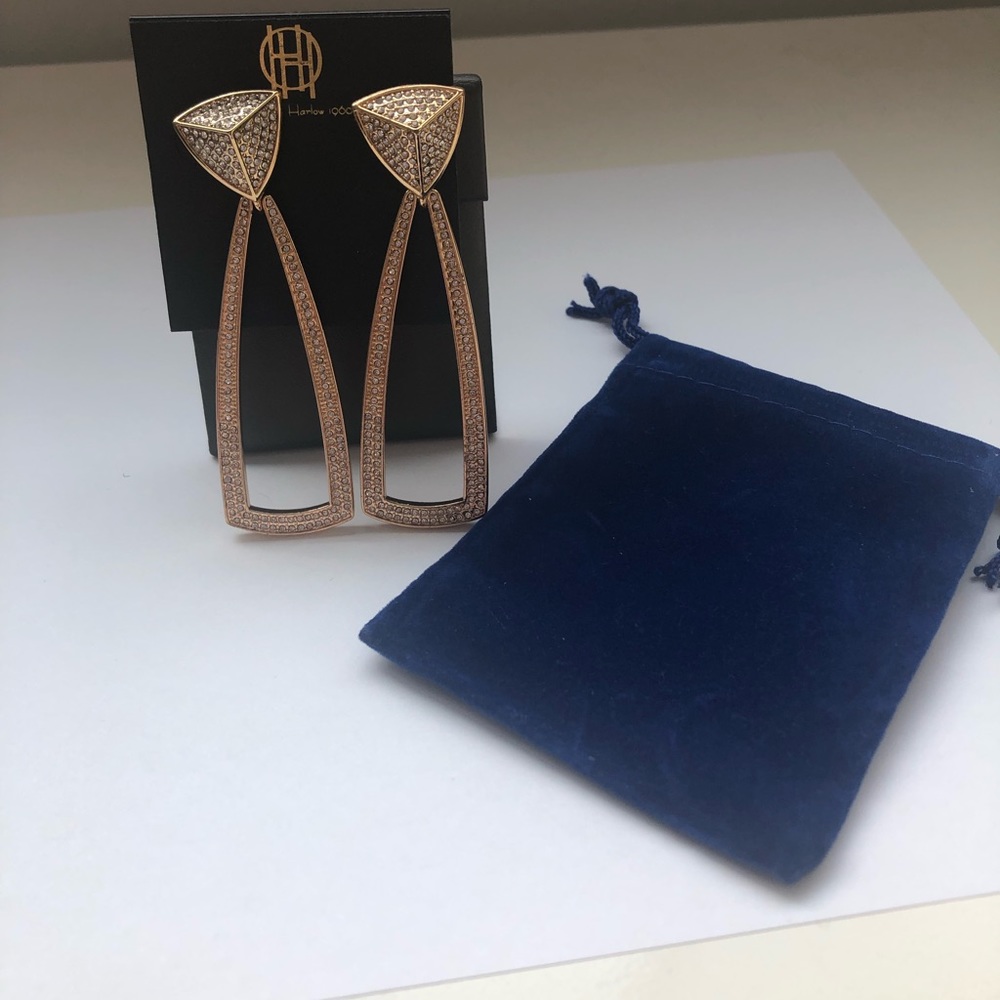 NWT House if Harlow 1960  Mesa Door Knocker gold and rhinestone earrings